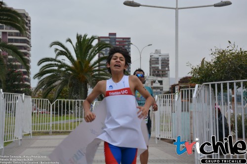 Triatlon_Cavancha_2022_Kids_y_promocional_Carlos_Eloy_Escalona_135.jpg