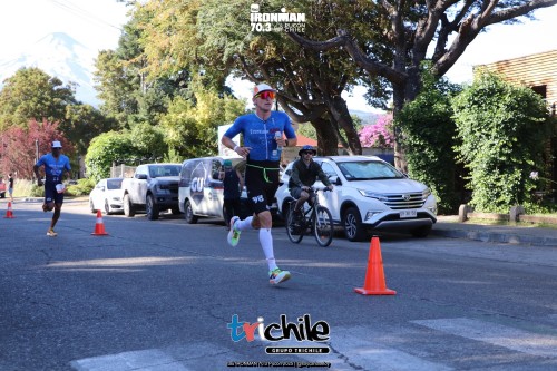 Cobertura_Itau_IRONMAN_70_3_Pucon_2025_fotografo_soycarloseloy03.jpg