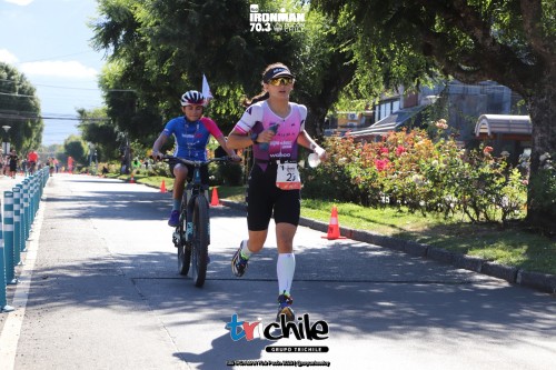 Cobertura_Itau_IRONMAN_70_3_Pucon_2025_fotografo_soycarloseloy98.jpg