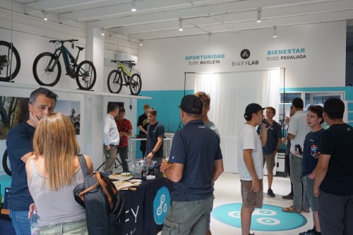 Imagen_noticia_Bikfylab_abre_suspuertas-2.jpg