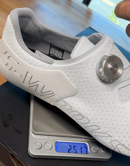 Imagen_Noticia_Specialized_S_Works_Ares_2_zapatos_2025-2.jpg