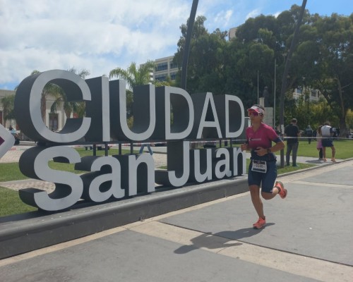 Imagen_Race_Report_maria_Jose_Araneda_IRONMAN_70_3_San_Juan_2025-8.jpg