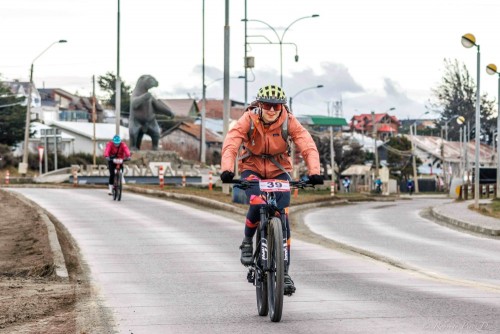 Imagen_noticia_Triatlon_Puerto_Natales_P2-compressed.jpg