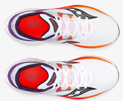 Imagen_3_Noticia_Saucony_Endorphin_Speed_4_La_zapatilla_mixta_de_Saucony_para_preparar_tu_maraton3abc39981c808335.md.jpg