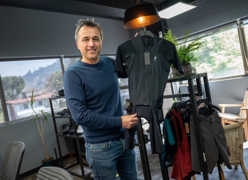 Destacada_Imagen_Noticia_Specialized_ropa_premium_ciclismo_de_ruta_2025-1.md.jpg