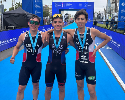 Imagen_4_Noticia_Dominga_Jacome_1_lugar_femenino_Elite_en_el_Americas_Triathlon_Cup_Iquique_2025261881adcb6ef487.png