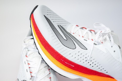 Imagen_noticia_Skechers_P6-compressed.jpg