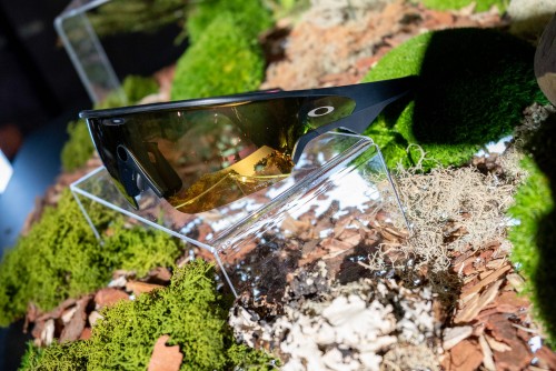 Imagen_12_Noticia_EssilorLuxottica_trae_a_Chile_los_anteojos_Ray_Ban_Meta_y_Oakley_Meta.md.jpg