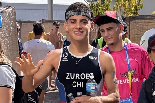 Imagen_1_Noticia_Mejor_latinoamericano_Seba_Zurob_Top10_Junior_en_Pontevedra_2026.md.jpg