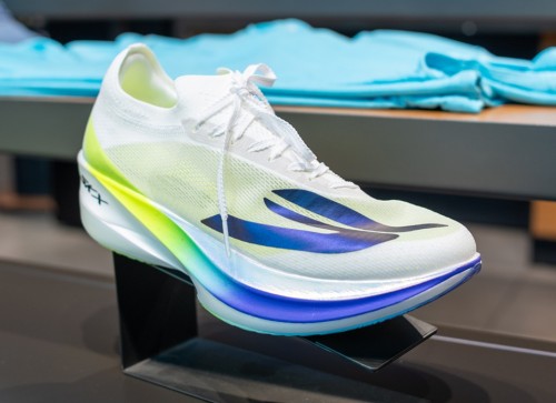 Destacada_Imagen_Noticia_Skechers_Aero_Elite_2026.jpg